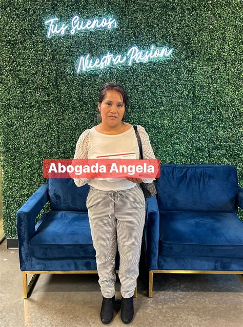 Abogada Angela Moore - JJ Moore & Associates, PLLC | Nashville TN