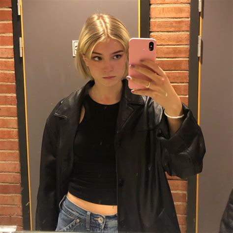 Pin tillagd av greennsweetss på hair