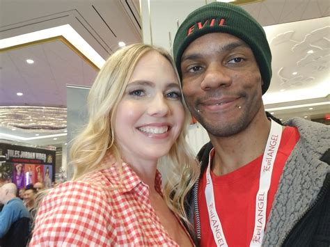 TW Pornstars - 1 pic. AJ Fresh 🌴 XBIZ Miami 🌴. Twitter. AJ at @AEexpo