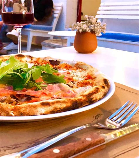 Best Pizza in Istanbul: 12 Finger-Lickin' Good Pizzerias