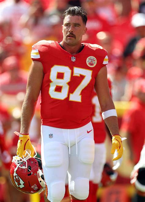 Travis Kelce Says Losing First Game 'Pisses Me Off' and Calls Himself Out