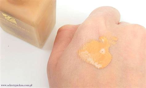 Estee Lauder Double Wear - podkład (prawie)idealny