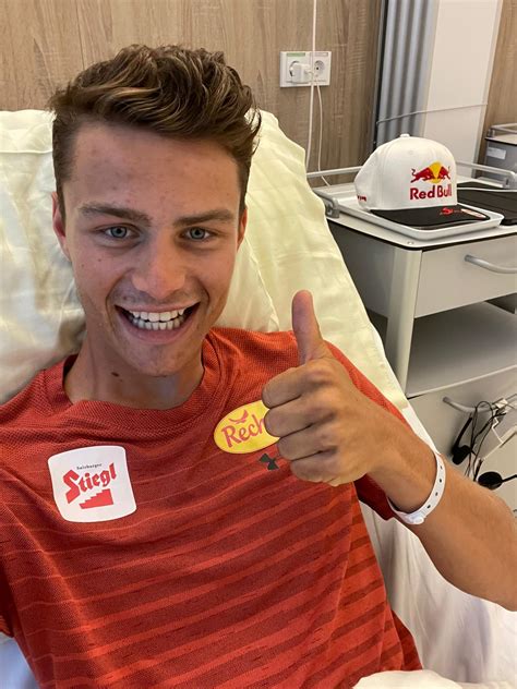 FIS | Lamparter undergoes appendectomy