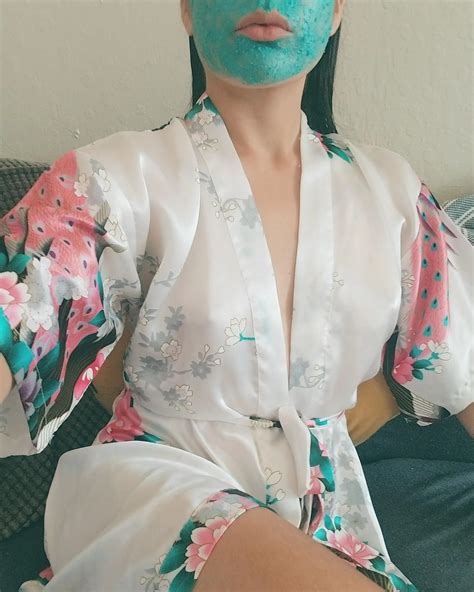 Feeling like the princess my Papa says I am! | Scrolller