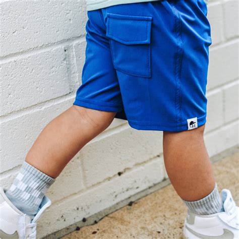 walk shorts george hats