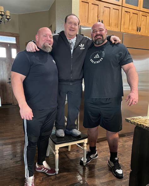 Brian Shaw - SQUAD 💪 - Spending time with @eddycoan and...