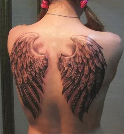 21 Unique Angel Wing Tattoo Ideas You Haven't Seen! | Fashionterest