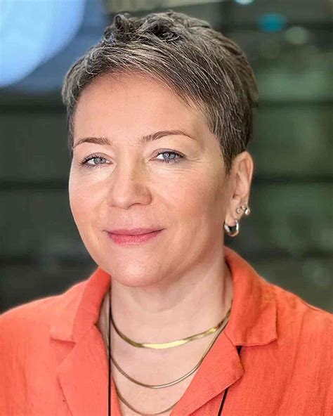 hairstyles for thinning hair women are boosting local confidence 7