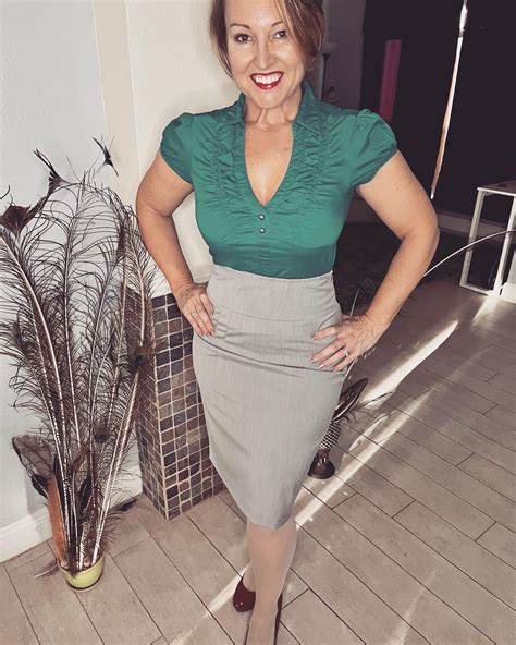 216 best u/mrs_cora_cox images on Pholder | Maturemilf