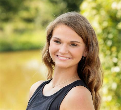Rising Stars: Meet Elli Hagan of O’Fallon - VoyageSTL Magazine ...