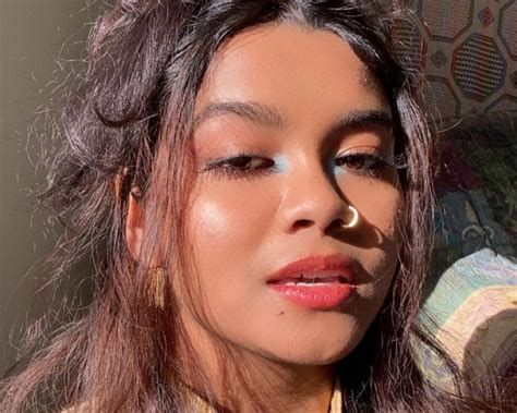 singer paravi    tiktok moment  cloud  cover snobette