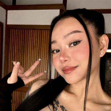 bella poarch pretty makeup pretty bella