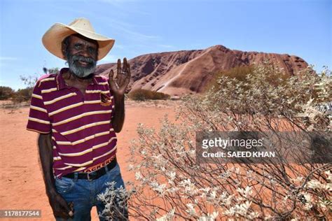 494 Anangu Aboriginal Stock Photos, High-Res Pictures, and Images ...