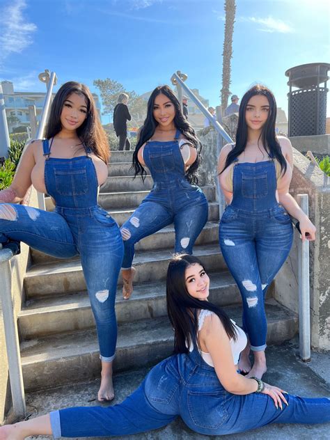 Val 😇💕 on Twitter: "4 girls with a fat @$$ netflix & smash? ☺️ https