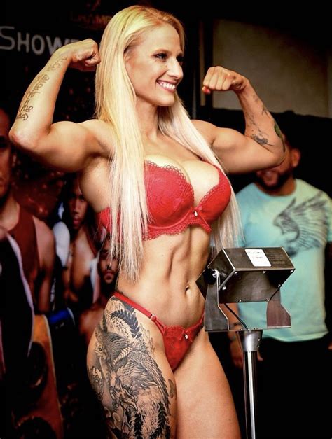 Ebanie Bridges: From Boxer To Viral Sensation Image 4