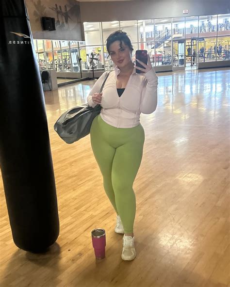 Isabella Amara (@isabella.amara) • Instagram photos and videos