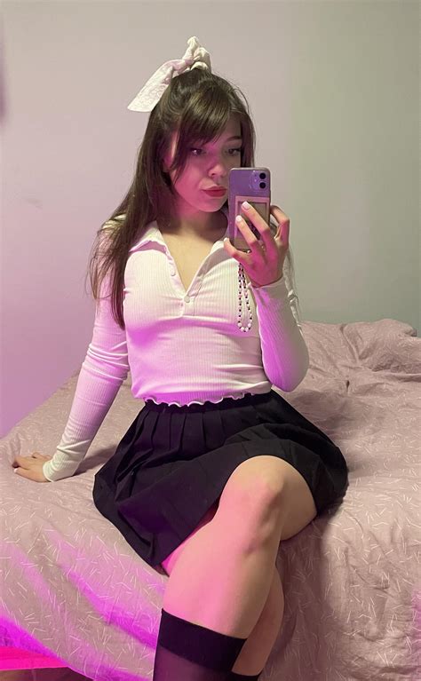 My nipples love kisses : r/Selfie_Heaven