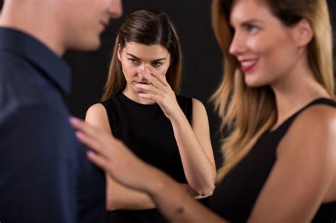 6 Alasan Untuk Tidak Selingkuh - Tampil Cantik