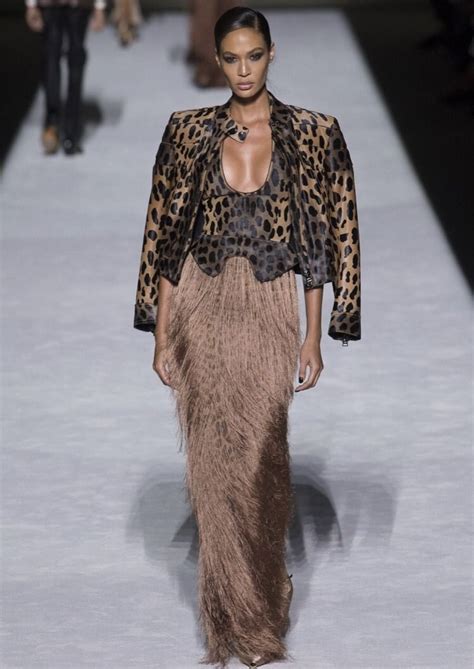 pin  mymoda  modeller models modelos fashion show collection