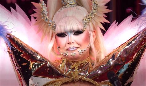 nog nooit  angela de jong zo nerveus op tv dit  tienduizend