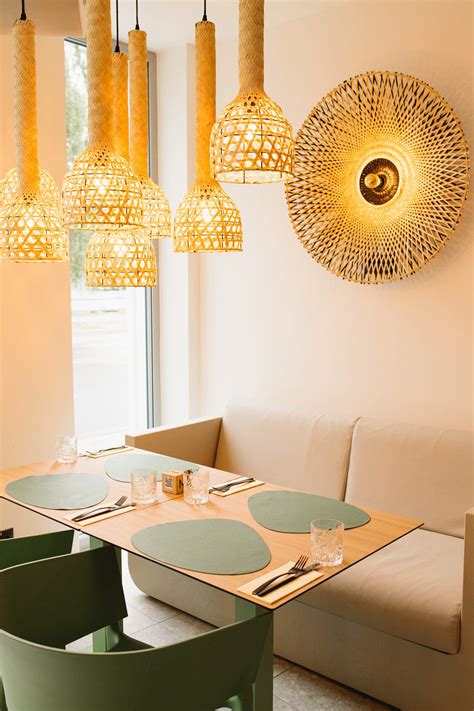 Muebles Contract de Vondom en el Restaurante Miami Lounge