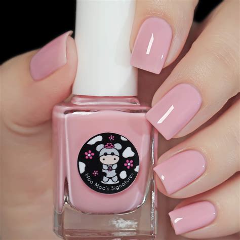 de briz: Moo Moo's Signatures New Releases