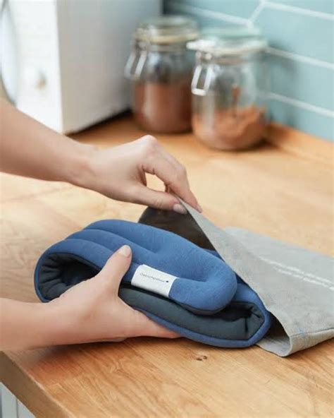 Important Tech Gadgets To Take While Traveling - HubPages