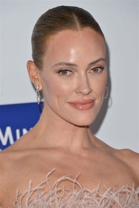 Peta Murgatroyd Leaves Fans Saying "Meow" After Posing In Sexy Outfit