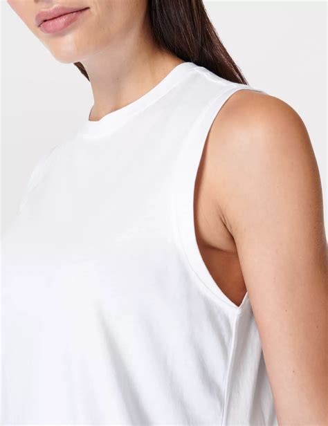 Sweaty Betty | Essential Sleeveless Vest - White | The Sports Edit