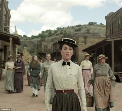 Michelle Dockery leads all-female group in Godless trailer | Daily Mail ...