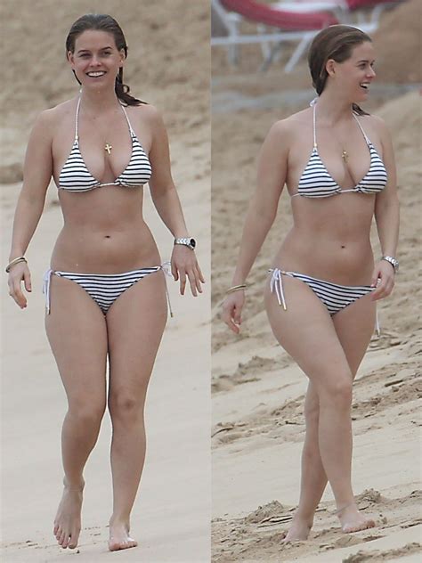 Alice Eve : r/Celebs