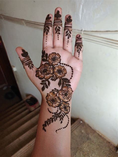 simple palm mehendi designs mehndi design left palm aage side simple