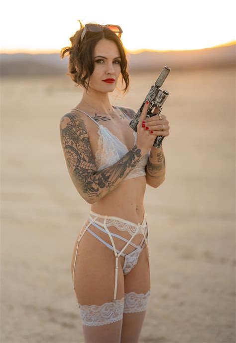 Girls With Guns
