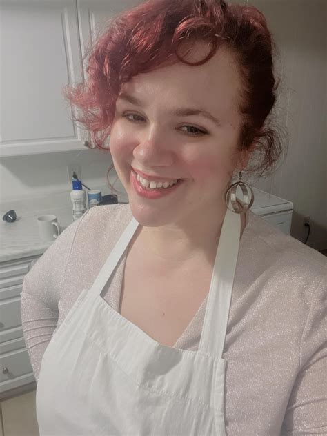Tell me your favorite food : r/RedheadBeauties
