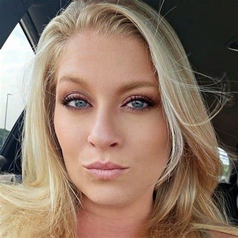 Grace Charis's Boob Job: 5 Things You Need to Know Before Going Under the Knife. - c8rixa8