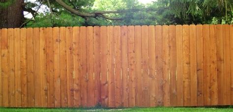 Wooden Privacy Fence | Home Fixology