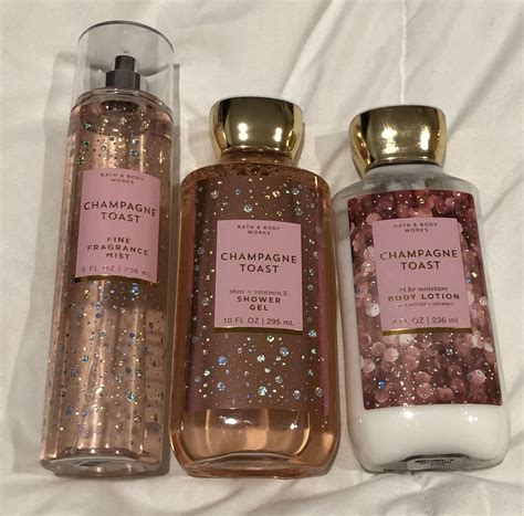 bath and body works clean house vibes - luxe cotton 11