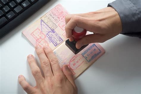 Когда паспорт считается недействительным и что делать?