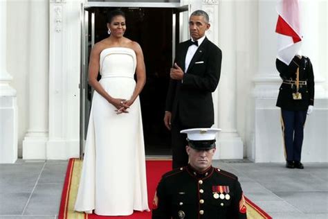 Barack and Michelle Obama Had the Sweetest Wedding Photoshoot - Barack ...
