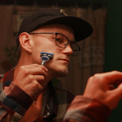 American Razor Powdered Steel | Naked Armor – Naked Armor Razors