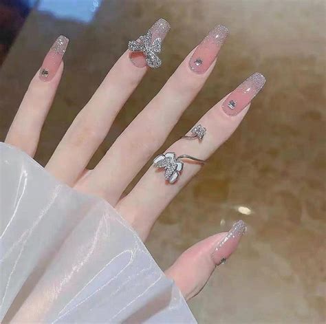 50+ úp móng tay đẹp cho cô nàng sành điệu