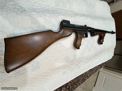 standard mfg thompson tommy gun model