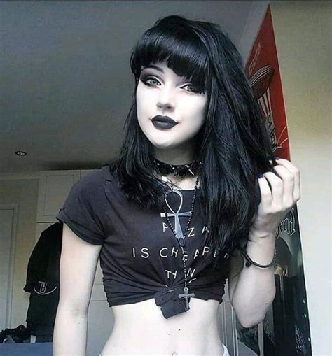 Cute Goth Makeup Ideas