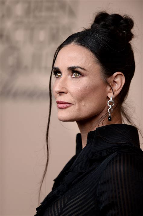 Demi Moore – SAG Awards 2016 at Shrine Auditorium in Los Angeles