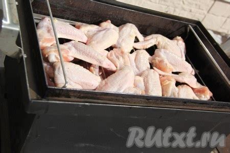 Рецепт куриных крылышек горячего копчения в коптильне: 11 фото в рецепте