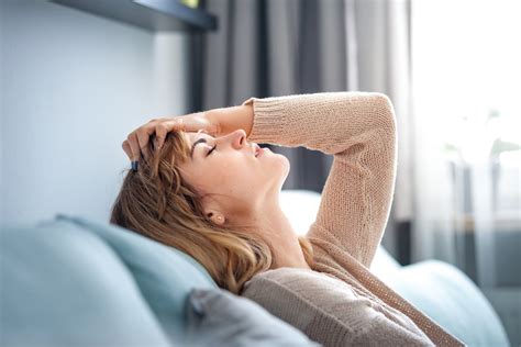 Better Ways To Manage Your Strong Emotions — Tsirona