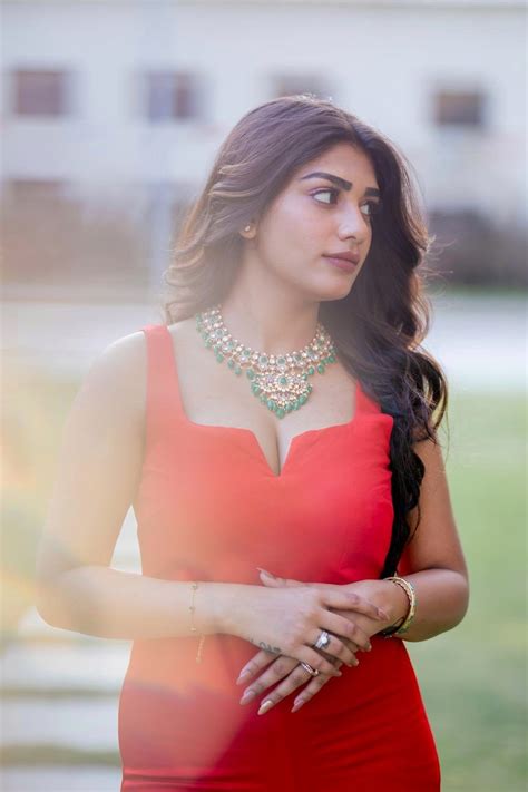 Supritha Naidu : r/BeautifulIndianWomen