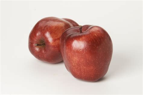red delicious apples louisiana fresh
