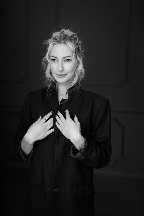 Raluca Aprodu photographed at my studio (day 15691) | Alex Galmeanu's Diary