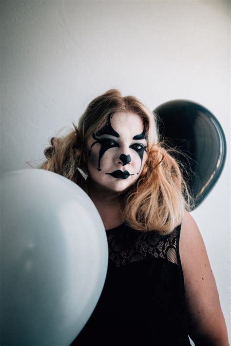 Easy Black and White Clown Makeup | Hey Sunny Jess